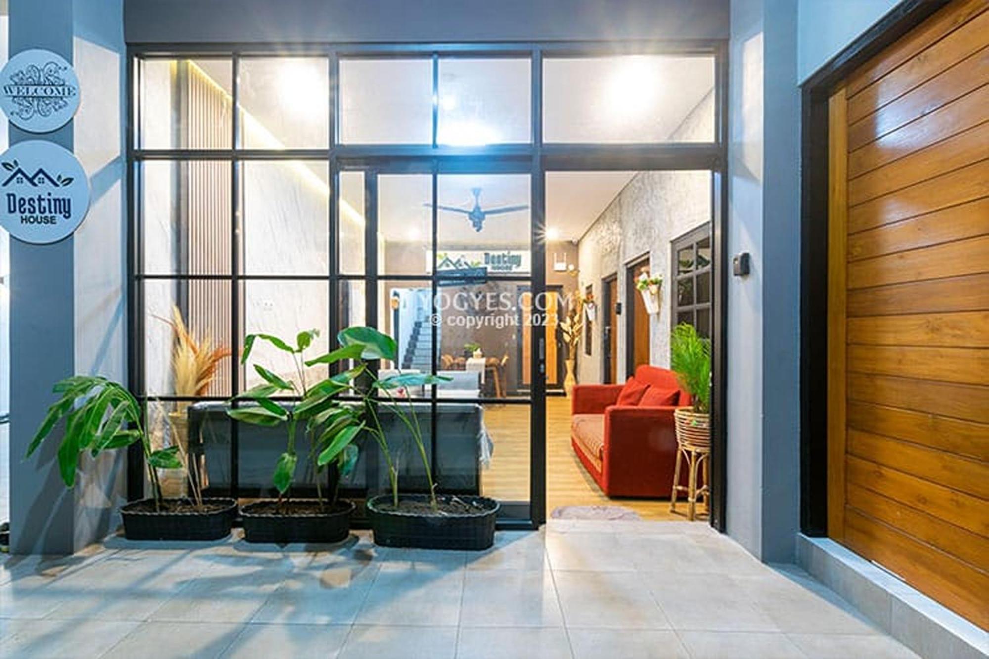 Hotel Destiny House Yogyakarta Exterior foto